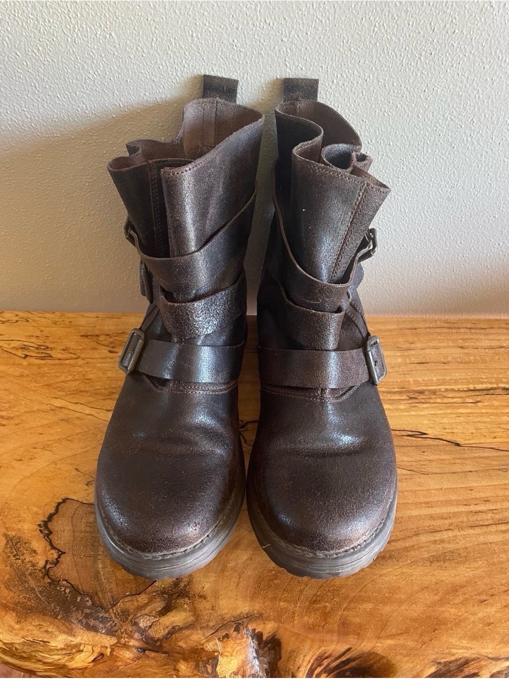 Vintage Steve Madden brown 100% genuine  leather Colony Biker boots